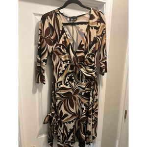 AB STUDIO WRAP TIE SASH KNEE LENGTH DRESS. MEDIUM